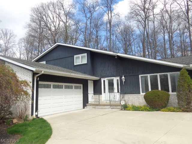 15852 Inglewood Court, Strongsville, OH - Photo 2