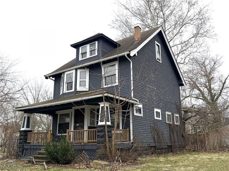 10106 Parmelee Avenue, Cleveland, OH - Photo 2