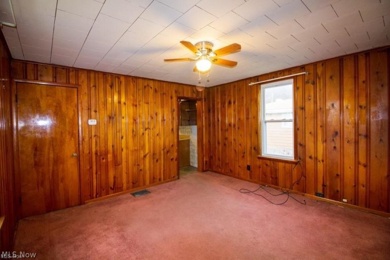 414 Ohio Street, Tiltonsville, OH - Photo 3