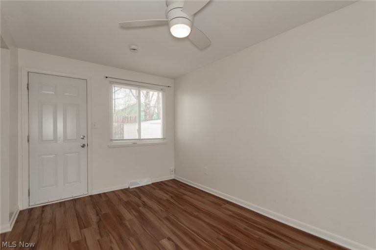 1543 Severn Lane #6D, Wickliffe, OH - Photo 8