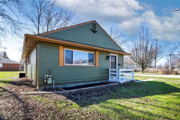 9268 Jordan Drive, Mentor, OH - Photo 6