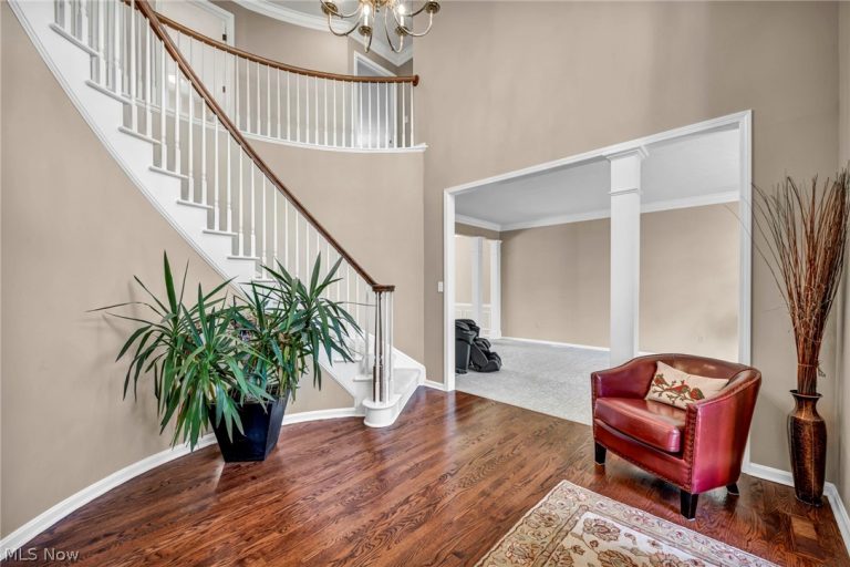 2771 Jumpers Drive, Akron, OH - Photo 6