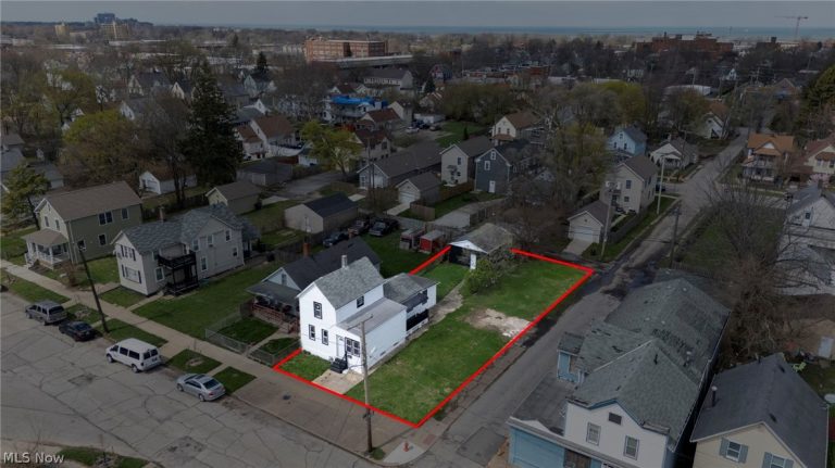 7604 Dudley Avenue, Cleveland, OH - Photo 3