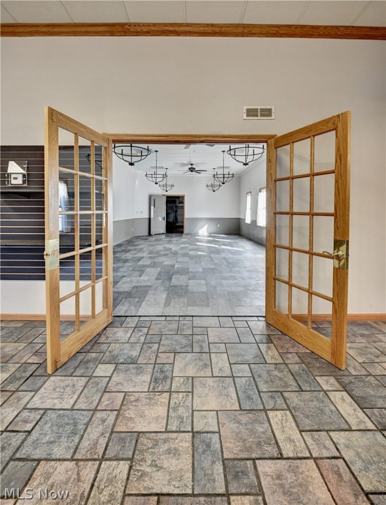 14278 Lincoln Way, Dalton, OH - Photo 6