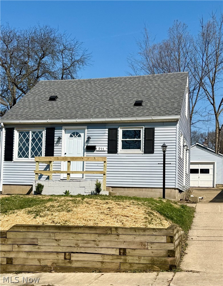 955 Iona Avenue, Akron, OH