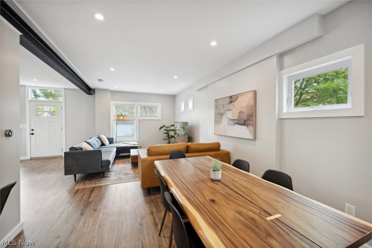 8104 Halle Avenue, Cleveland, OH - Photo 8