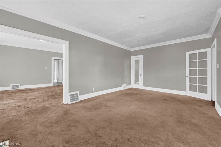 3652 153rd Street, Cleveland, OH - Photo 5