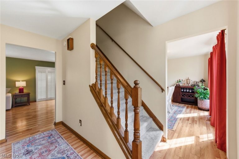 1271 Atterbury Drive, Macedonia, OH - Photo 6