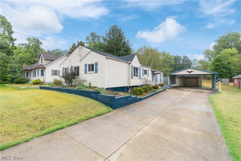 1649 Betz Road, Akron, OH - Photo 3