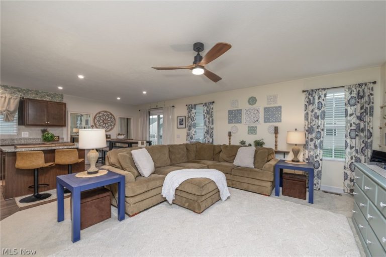 543 Swan Drive, Seville, OH - Photo 6