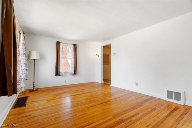 3522 Westview Avenue, Canton, OH - Photo 6