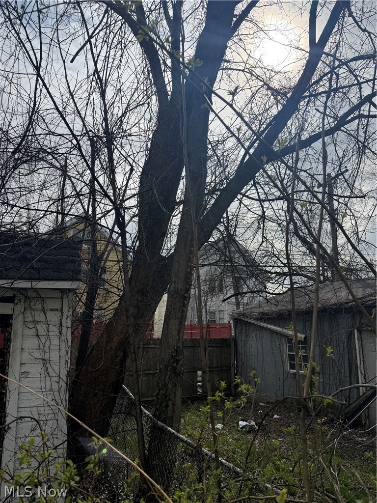 1289 135th Street, East Cleveland, OH - Photo 6