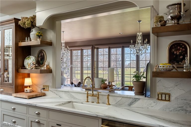 6182 Bertram Avenue, Canton, OH - Photo 5