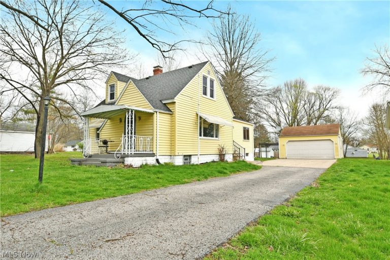 4890 Myrtle Avenue, Warren, OH - Photo 3