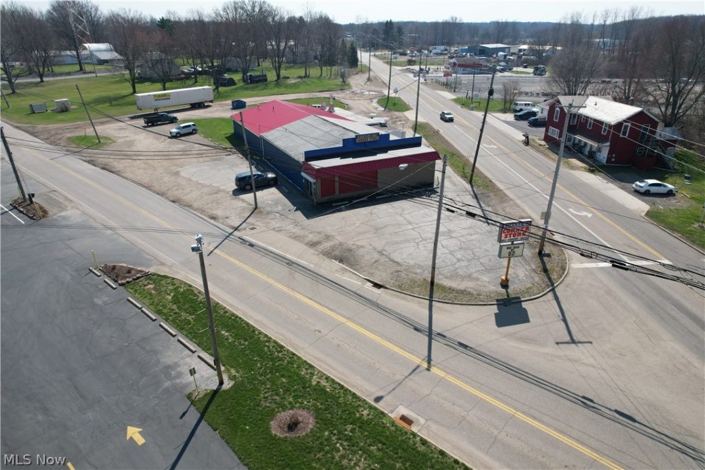 6792 Tallmadge Road, Rootstown, OH