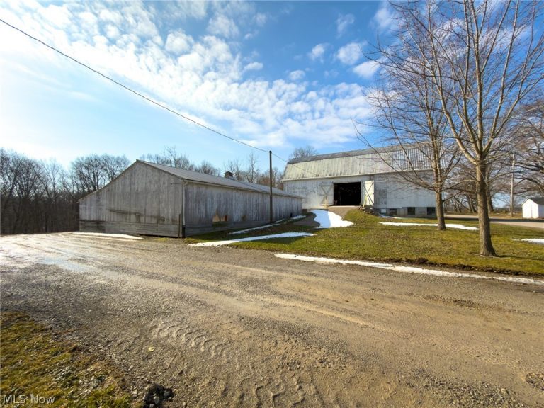 14178 West Road, Wakeman, OH - Photo 2