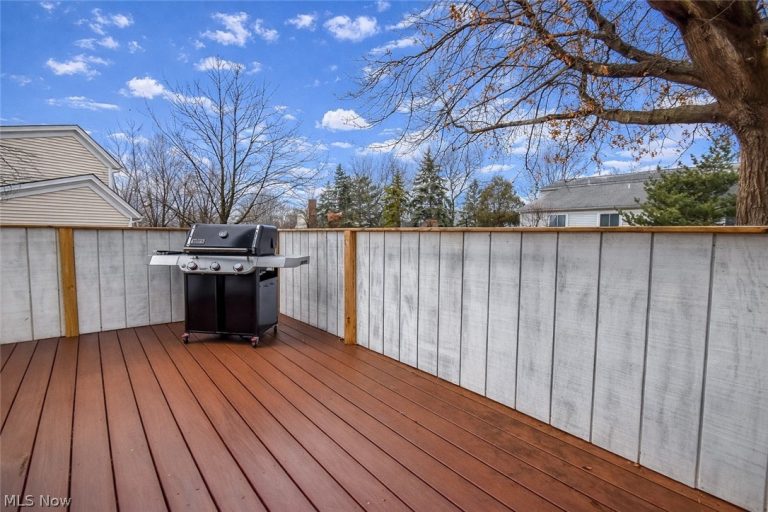 5548 Ivy Court #C, Willoughby, OH - Photo 4