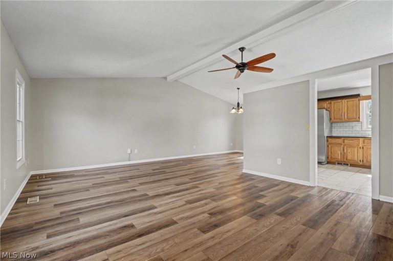 380 Sturbridge Drive, Medina, OH - Photo 4