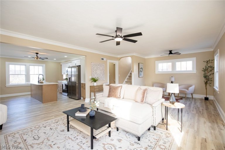 1478 Bunts Road, Lakewood, OH - Photo 3