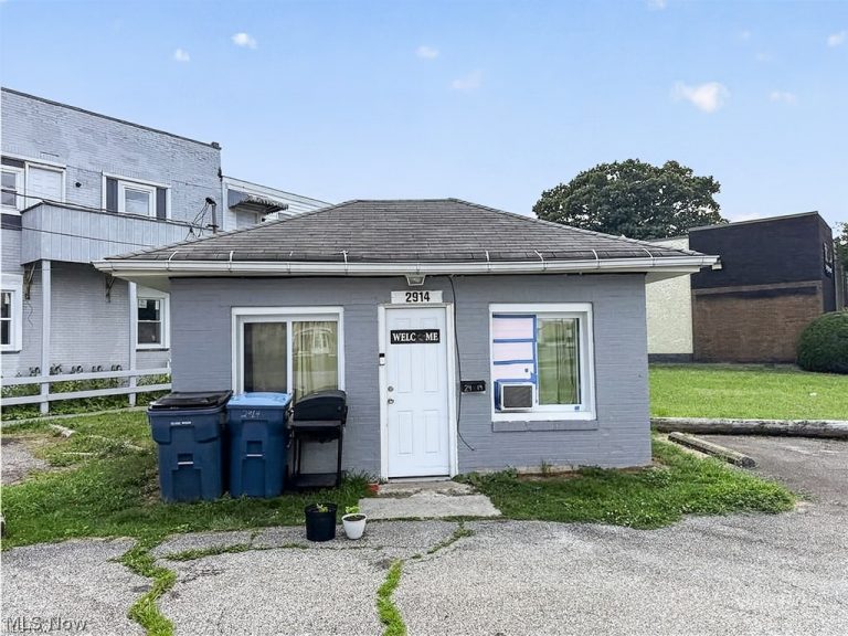 2914-2916 Seneca Avenue, Lorain, OH - Photo 4