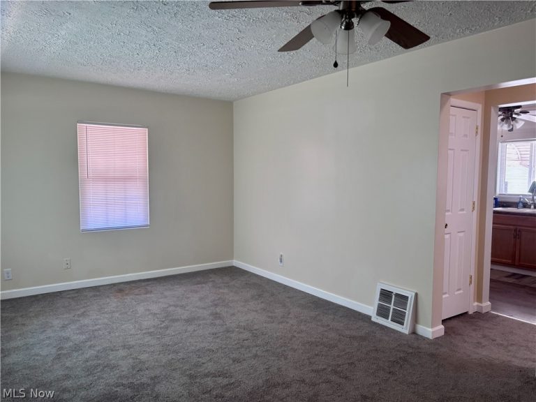 1901 Goodyear Boulevard, Akron, OH - Photo 4