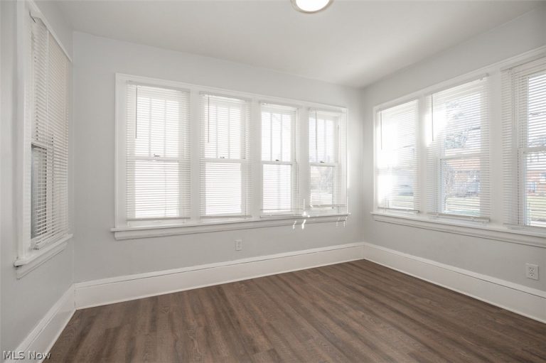 826 Dover Avenue, Akron, OH - Photo 8