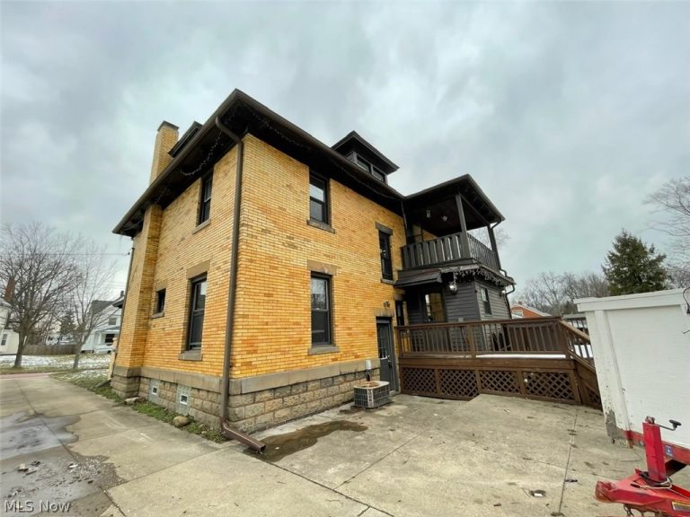 340 Prospect Street, Ravenna, OH - Photo 3