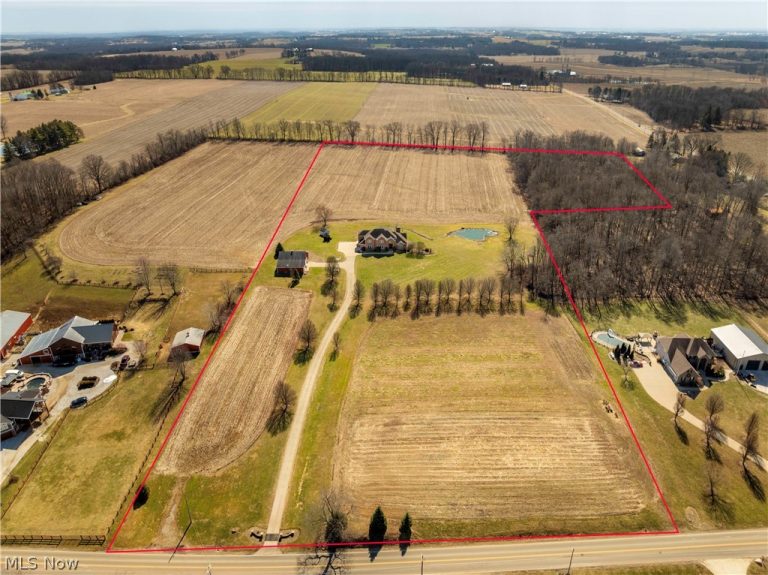 15644 Marshallville Street, Canal Fulton, OH - Photo 5