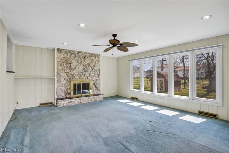 13397 Cherokee Trail, Middleburg Heights, OH - Photo 3