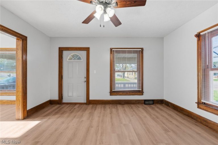 3237 State Street, North Canton, OH - Photo 8