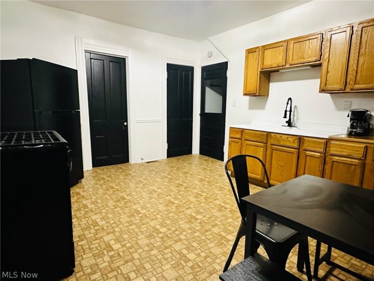 1419 47th Street #DOWN, Cleveland, OH - Photo 6