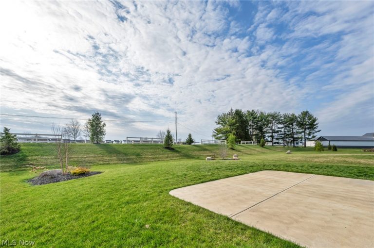 3169 Sharon Court, Medina, OH - Photo 6