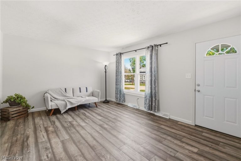 1762 Underwood Street, Cuyahoga Falls, OH - Photo 3