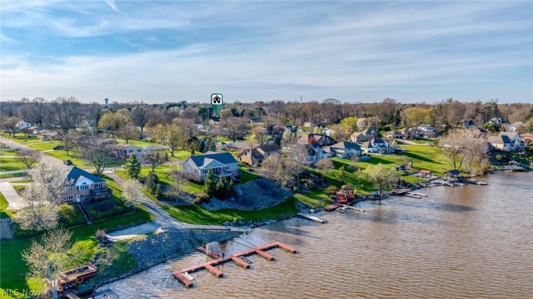 5242 Aster Avenue, Canton, OH - Photo 5