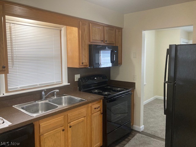 310 Mecca Street, Cortland, OH - Photo 3