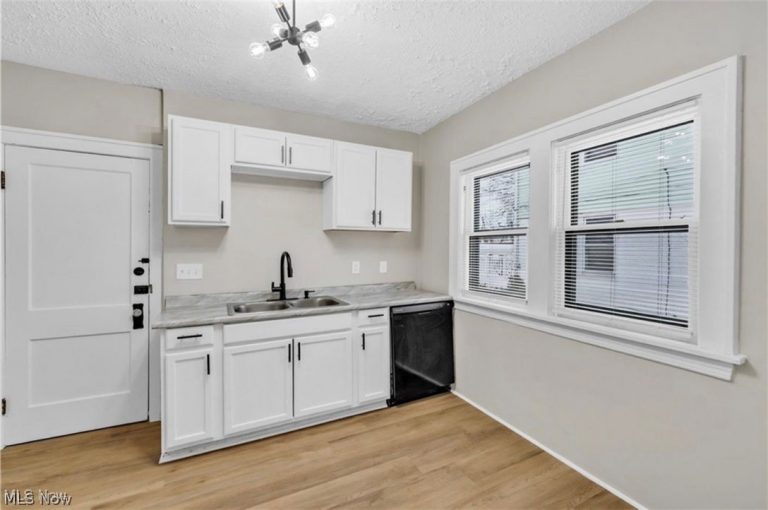 3522 154th Street, Cleveland, OH - Photo 6