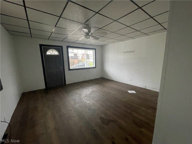626 Washington Street, Martins Ferry, OH - Photo 2