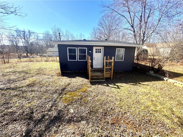 6759 Sumner Road, Ravenna, OH - Photo 3