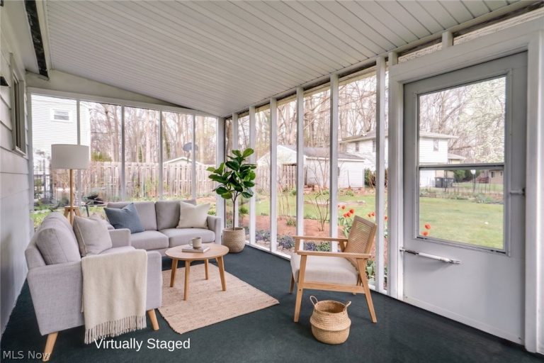 833 Cliffside Drive, Akron, OH - Photo 3