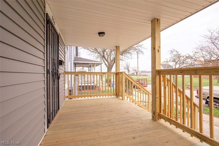 886 75th Street, Cleveland, OH - Photo 3