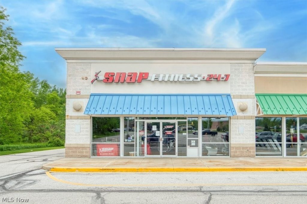 6581 Ridge Road, Madison, OH