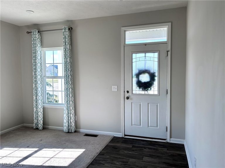 4620 Briar Hill Drive, Ravenna, OH - Photo 4