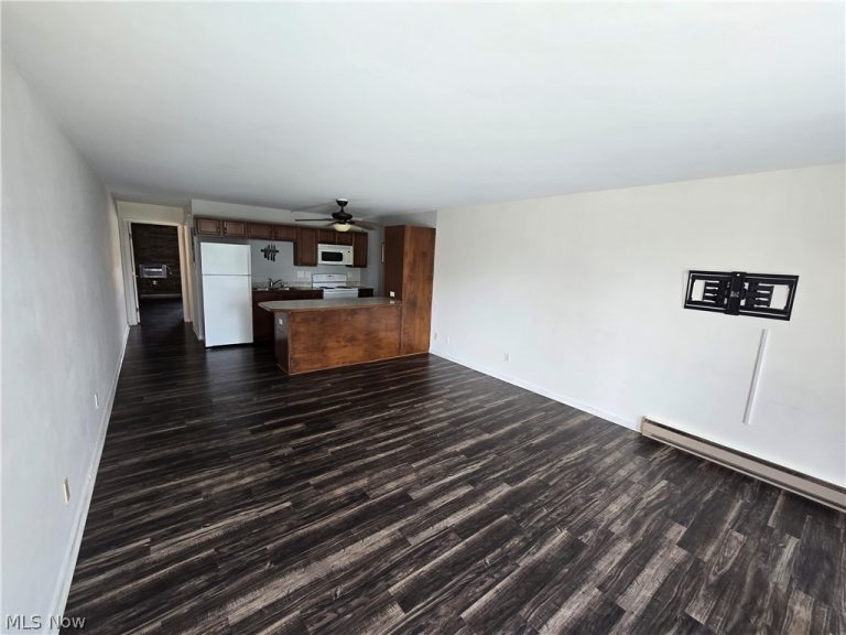 2331 Market Street #204, Akron, OH - Photo 2