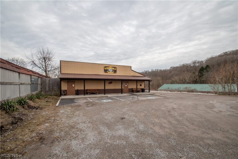 220 Jefferson Street, Lisbon, OH - Photo 3