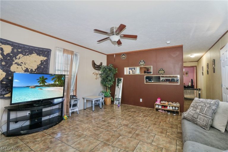 4400 Melrose Drive #9, Wooster, OH - Photo 5