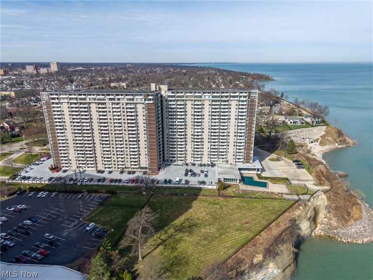 12900 Lake Avenue #2005, Lakewood, OH, 44107