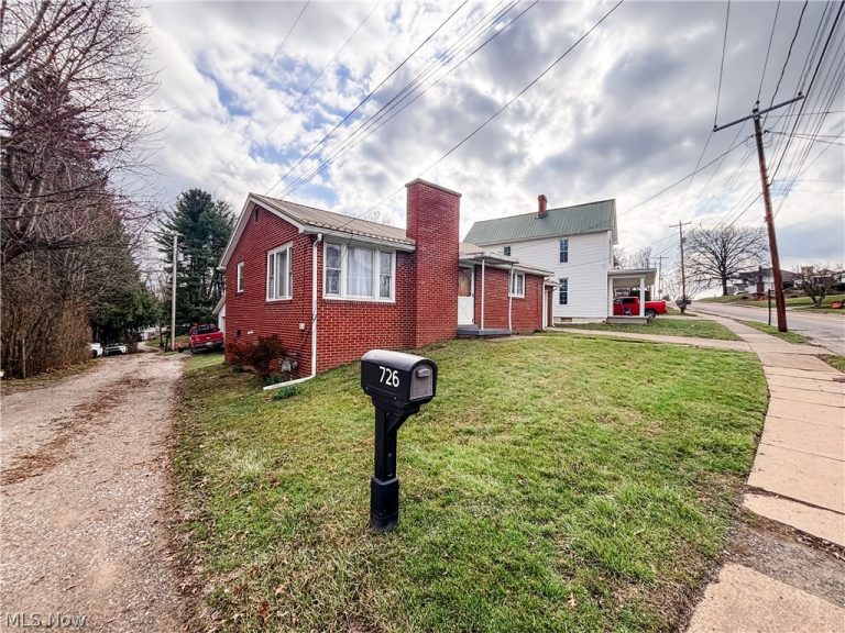 724 Main Street, Barnesville, OH - Photo 4