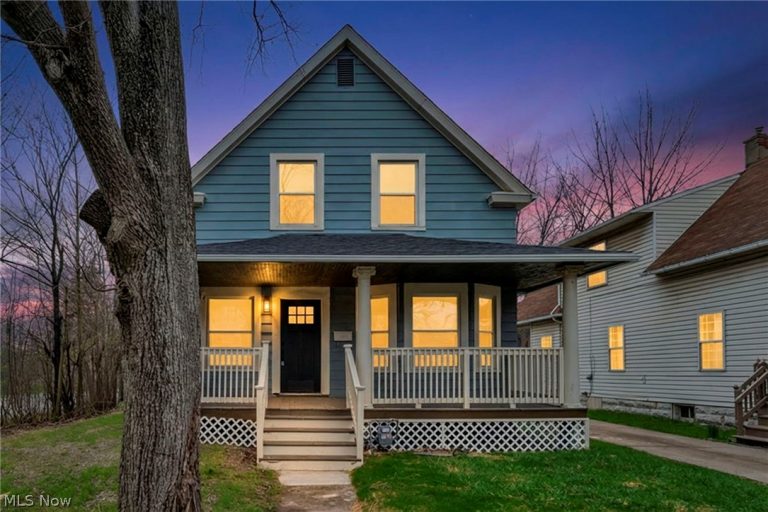 3570 sykora rd, Cleveland, OH, 44105