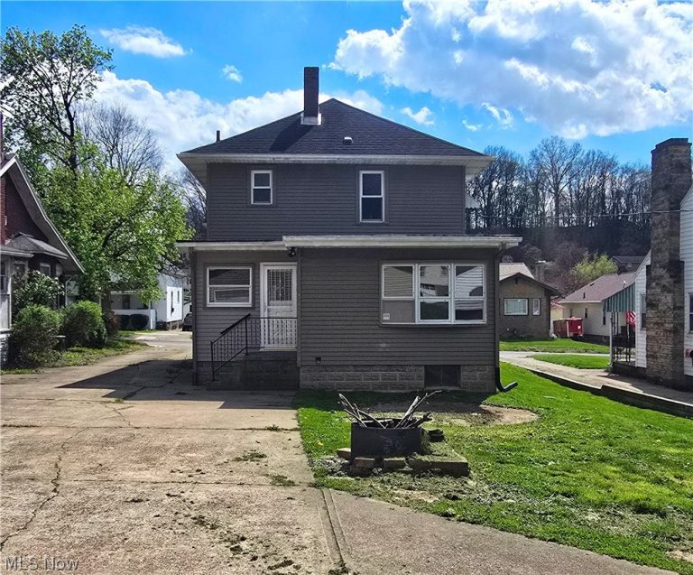 1720 Chestnut Street, Coshocton, OH - Photo 3