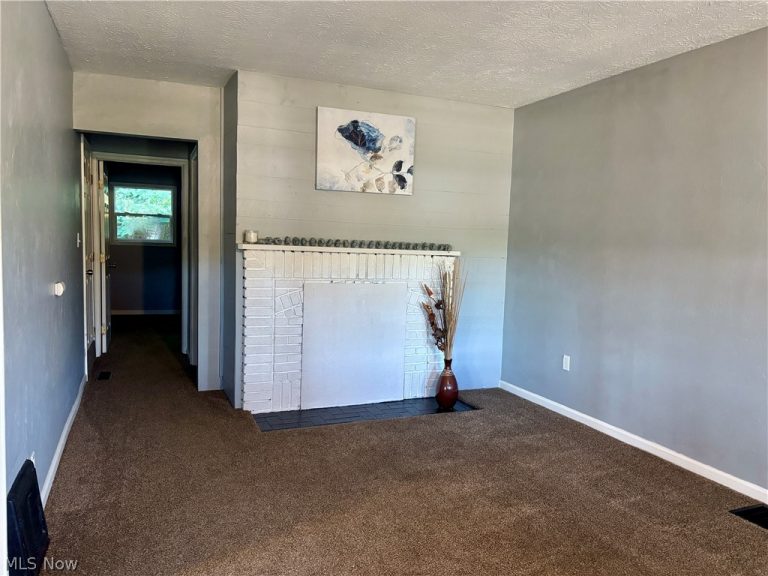 2258 Mogadore Road, Akron, OH - Photo 5